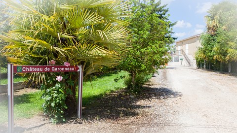 entrée château de garonneau